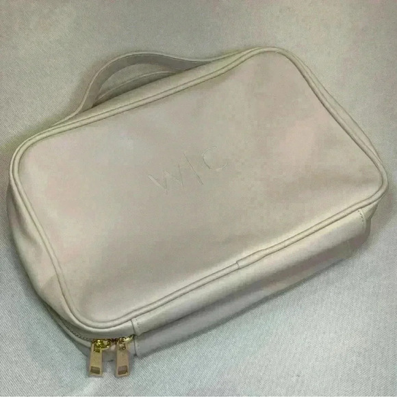 NWT Winkclique Cosmetic Bag Pearl Large Travel Accessory - Picture 2 of 3